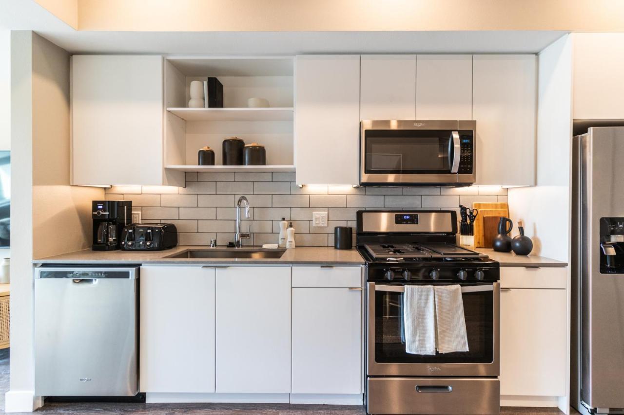 Luxury And Bright 2bdr And 2bth 4 Guests In Hollywood